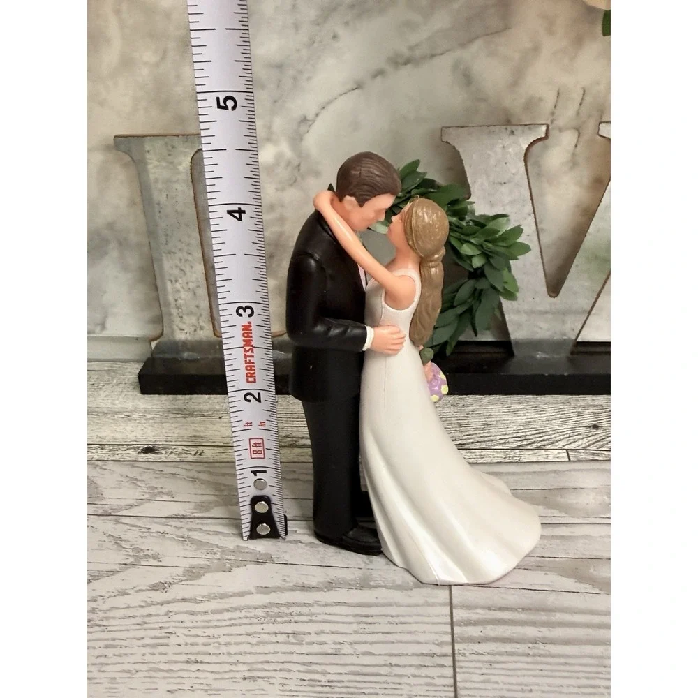 Vintage Bride and Groom 4.5